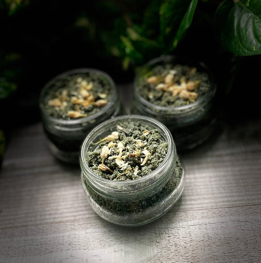 Gob Tree Essence Qasil sugar scrub